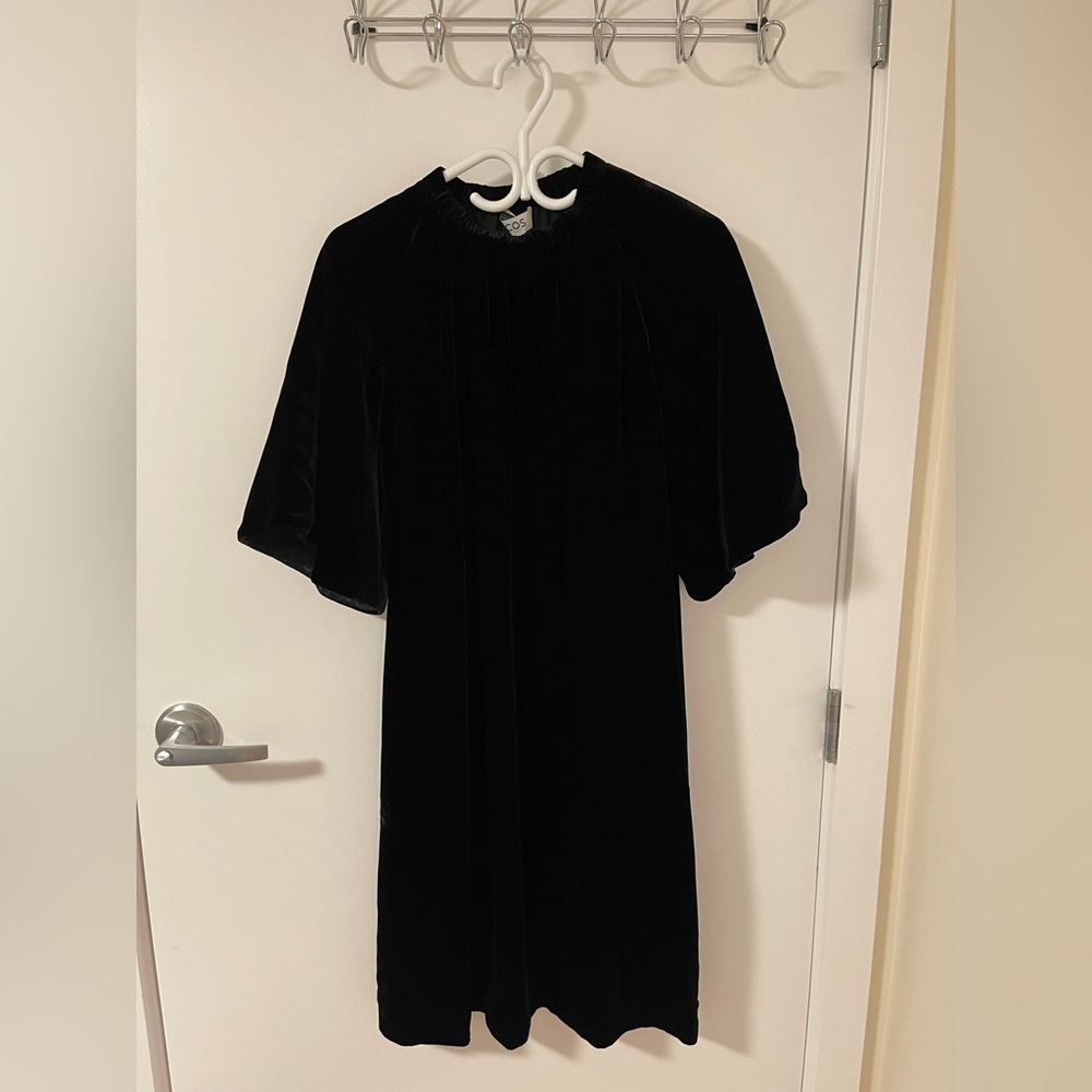 COS Black Velvet Dress, size 4